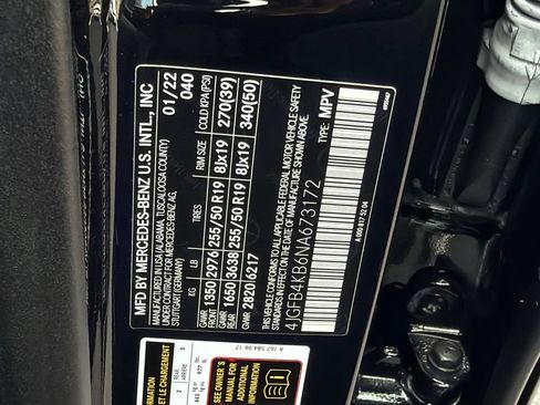 Used 2022 Mercedes-Benz GLE 350 4MATIC w/ Premium Package image 35