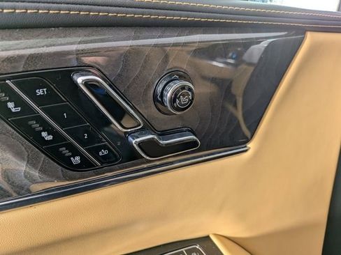 New 2025 Cadillac Escalade IQ Luxury 2 image 18