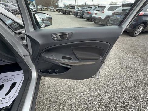 Used 2020 Ford EcoSport SE image 25