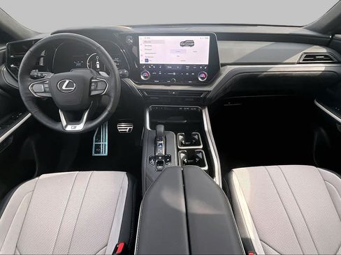 Used 2025 Lexus TX 500h AWD w/ Technology Package image 16