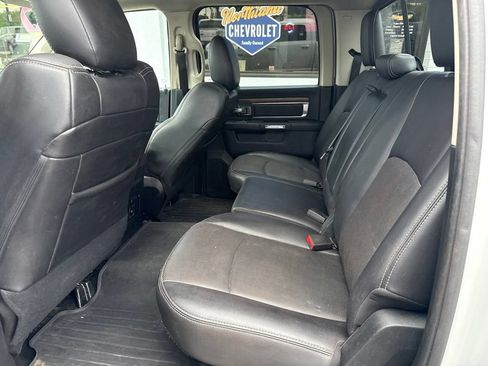 Used 2017 RAM 1500 Laramie w/ Convenience Group AWD/4WD image 30