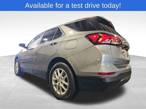 Used 2023 Chevrolet Equinox LT FWD image 3
