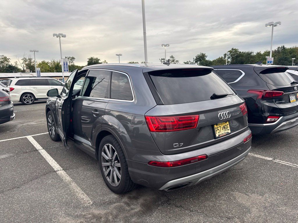 Used 2019 Audi Q7 2.0T Premium Plus AWD/4WD image 3