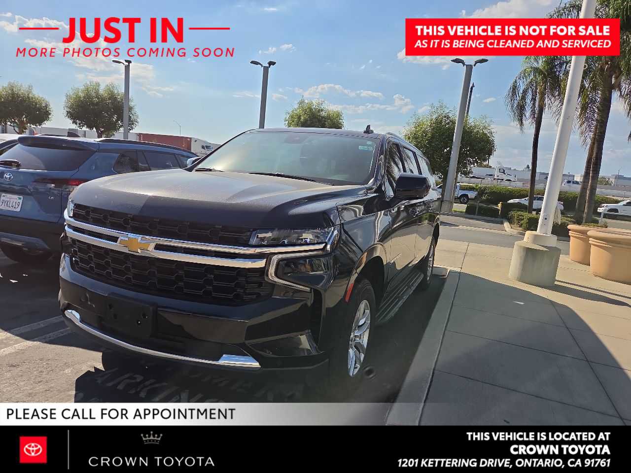 Used 2023 Chevrolet Suburban LS w/ Driver Alert Package RWD image 1