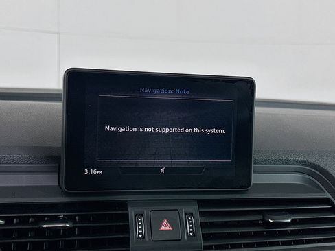 Used 2018 Audi Q5 2.0T Premium w/ Convenience Package image 21