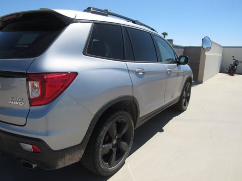 Used 2021 Honda Passport Elite image 3