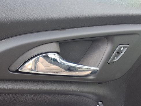 Used 2024 Chevrolet Malibu LT FWD image 17