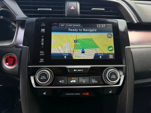 Used 2016 Honda Civic Touring image 8