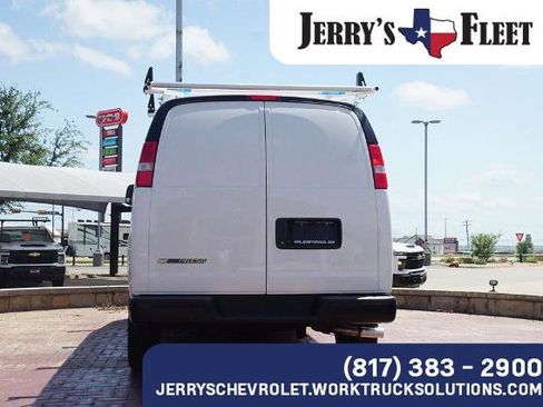 New 2025 Chevrolet Express 3500 w/ Driver Convenience Package image 5