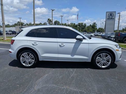 Used 2019 Audi Q5 Prestige AWD/4WD image 2