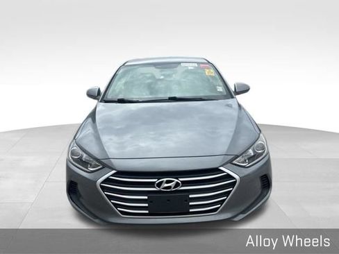 Used 2018 Hyundai Elantra SEL FWD image 3