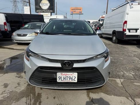 Used 2024 Toyota Corolla LE FWD image 2