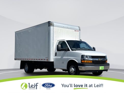 Used 2022 Chevrolet Express 4500 Extended w/ Power Convenience Package image 1