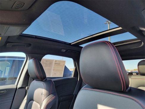 Certified 2025 Ford Escape ST-Line Elite w/ Premium Technology Package image 4