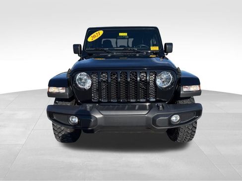 Used 2021 Jeep Gladiator Willys image 3