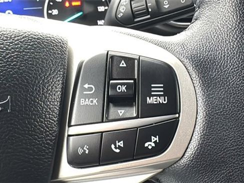 Certified 2023 Ford Explorer XLT w/ Equipment Group 202A image 21