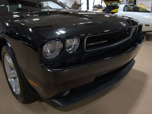 Used 2009 Dodge Challenger R/T image 8