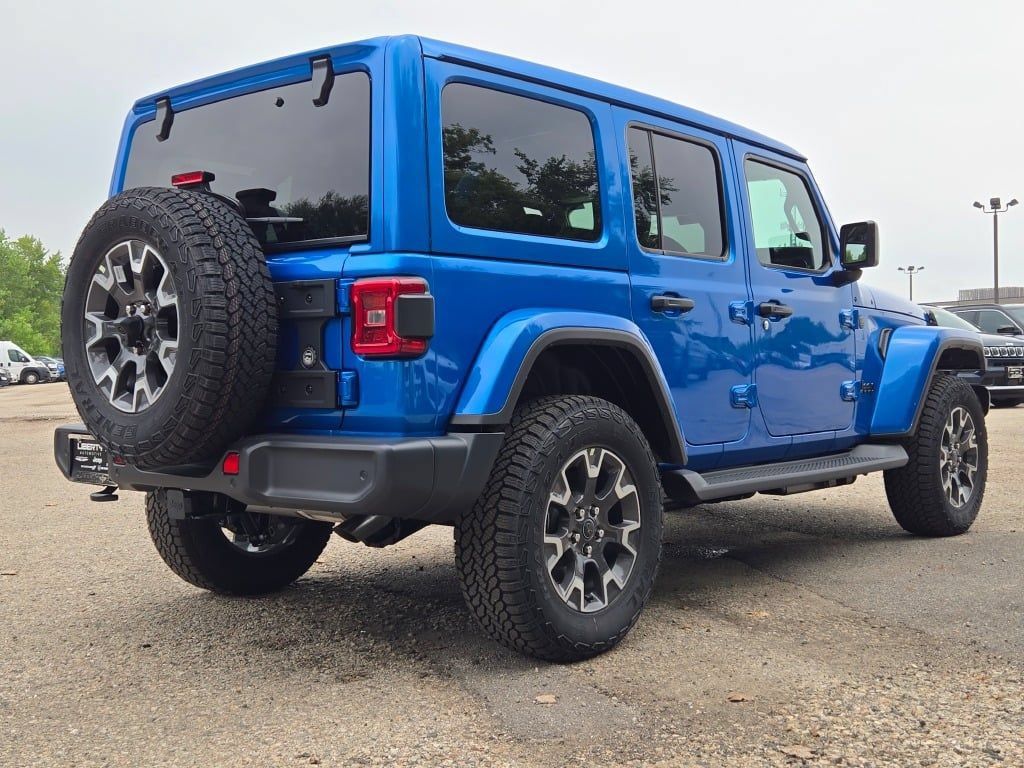 New 2026 Jeep Wrangler Unlimited Sahara AWD/4WD image 17