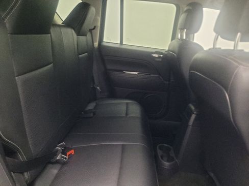 Used 2017 Jeep Compass High Altitude AWD/4WD image 19