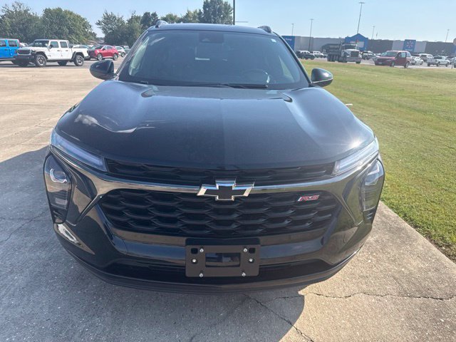 Used 2024 Chevrolet Trax RS w/ Sunroof Package FWD image 5