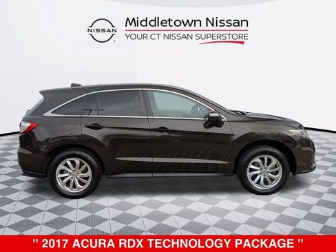 Used 2017 Acura RDX AWD w/ Technology Package image 2