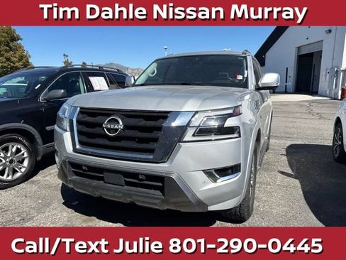Used 2022 Nissan Armada SL AWD/4WD image 3