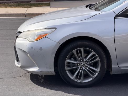 Used 2015 Toyota Camry SE FWD image 10