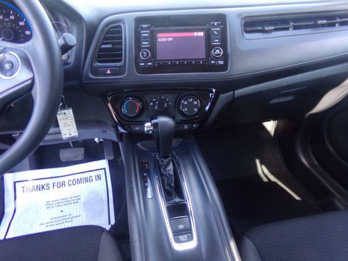 Used 2021 Honda HR-V LX image 19