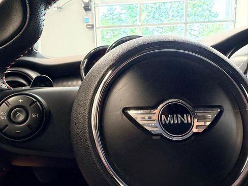 Used 2016 MINI Cooper S FWD image 32