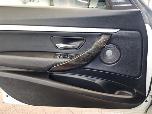 Used 2017 BMW 340i Gran Turismo xDrive image 23