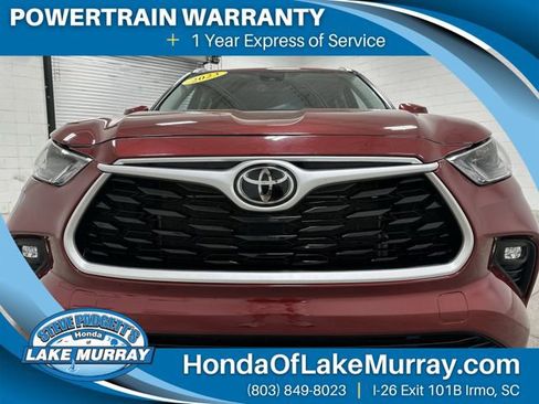 Used 2023 Toyota Highlander XLE FWD image 10