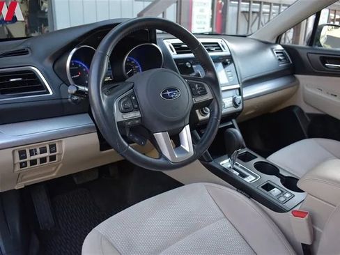 Used 2015 Subaru Outback 2.5i Premium AWD/4WD image 3