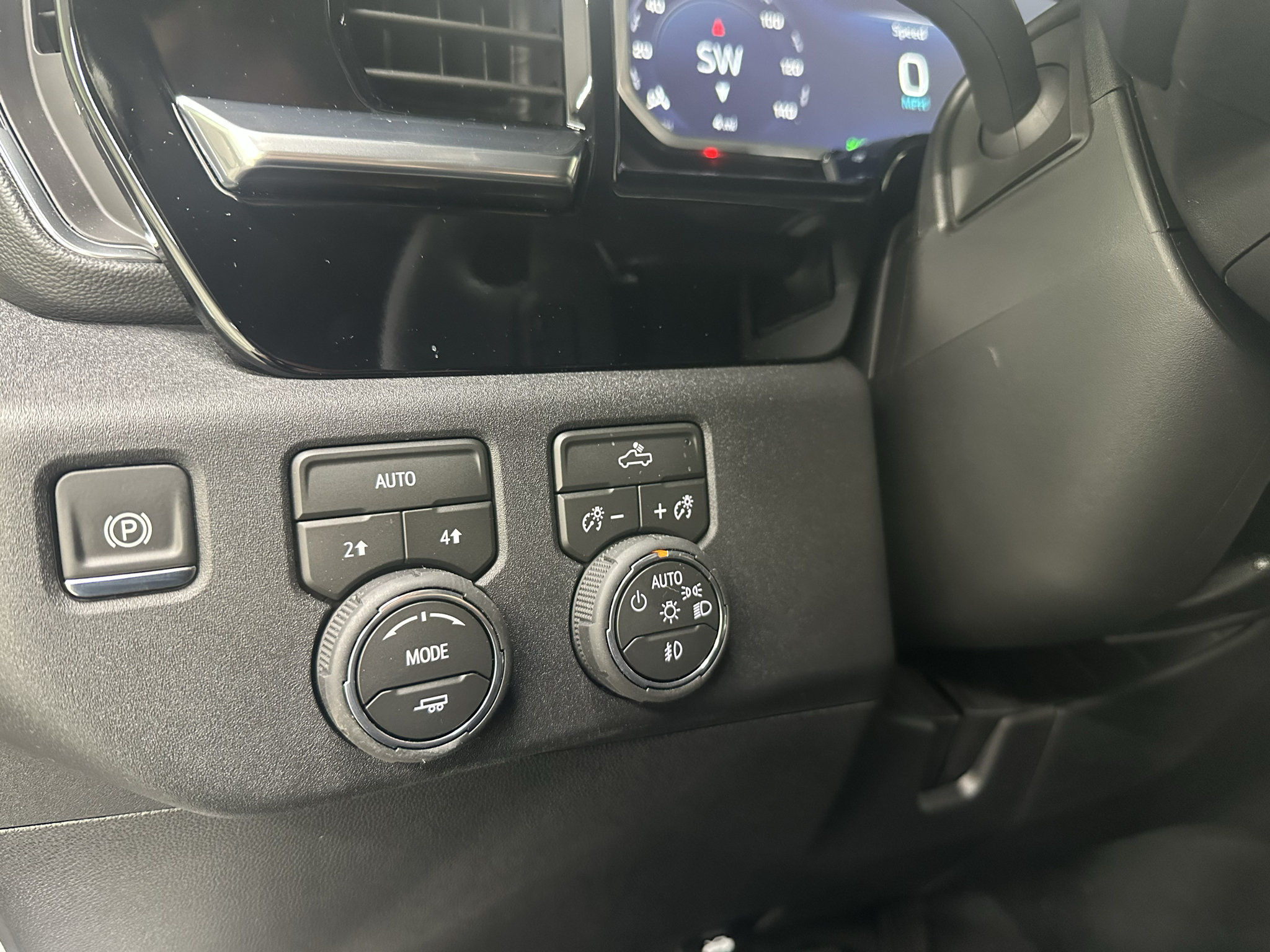 New 2026 Chevrolet Silverado 1500 RST AWD/4WD image 28