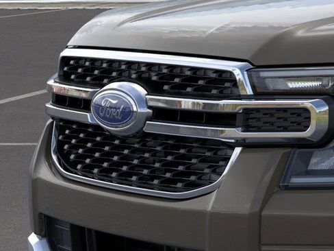 New 2025 Ford Ranger XLT w/ Equipment Group 301A High image 18