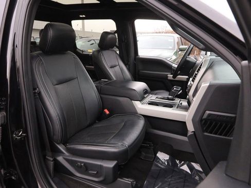 Used 2019 Ford F150 Lariat image 26