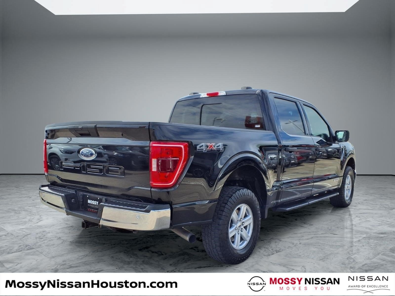 Used 2023 Ford F150 XLT w/ Equipment Group 301A Mid AWD/4WD image 7