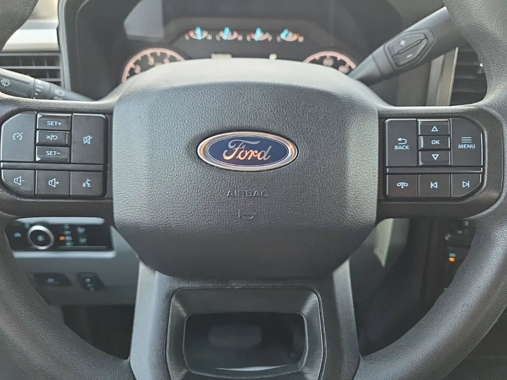 Used 2023 Ford F250 XLT w/ 360-Degree Camera Package AWD/4WD image 24