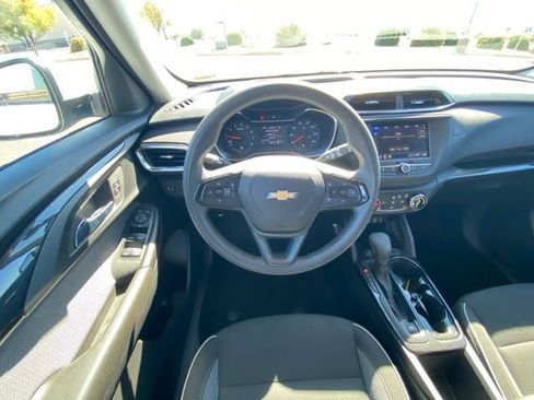 Used 2023 Chevrolet TrailBlazer LT image 10