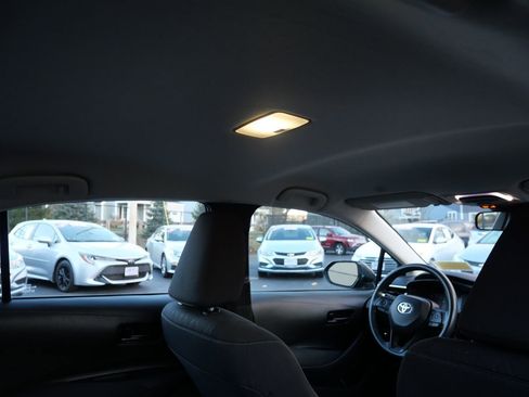 Used 2023 Toyota Corolla LE image 28