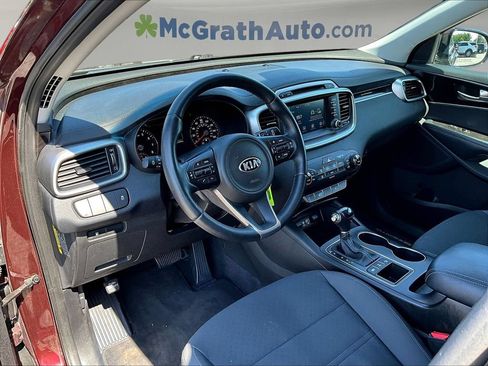 Used 2017 Kia Sorento AWD w/ LX Convenience Package image 19