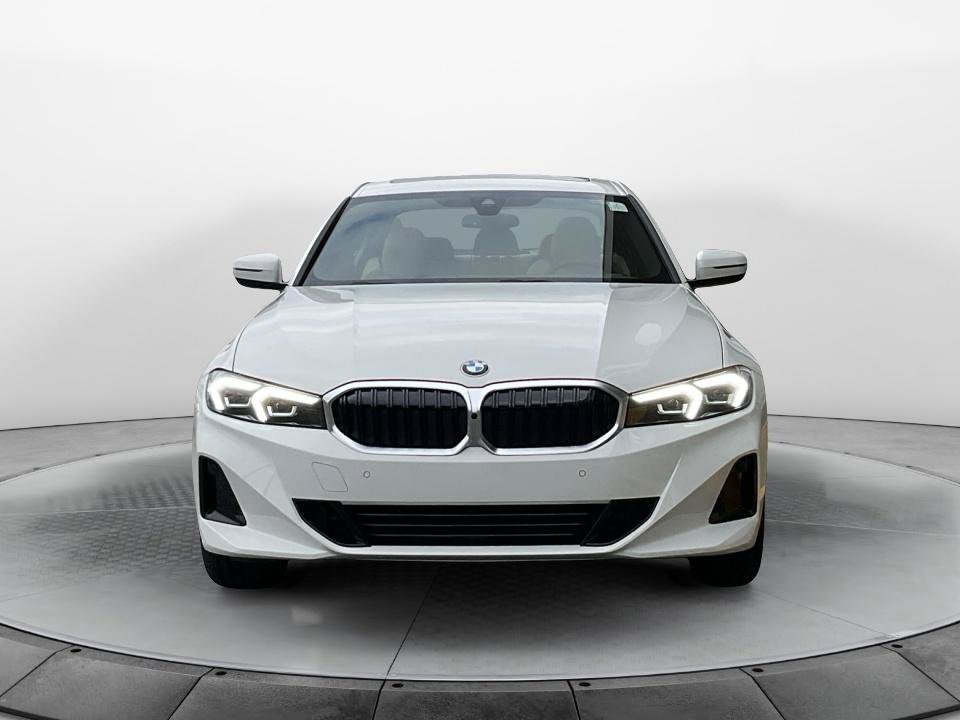 Used 2026 BMW 330i Sedan w/ Convenience Package RWD image 2