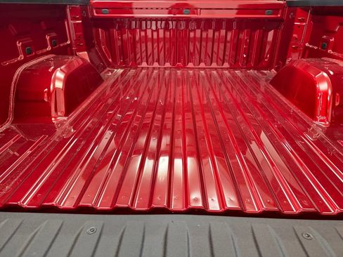 New 2026 GMC Sierra 1500 SLT w/ SLT Premium Package image 8