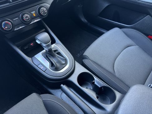 Used 2024 Kia Forte LX image 24