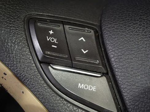 Used 2011 Hyundai Sonata Limited FWD image 13