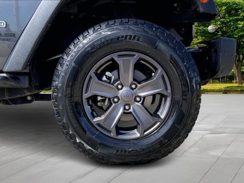 Used 2017 Jeep Wrangler Unlimited Rubicon image 28