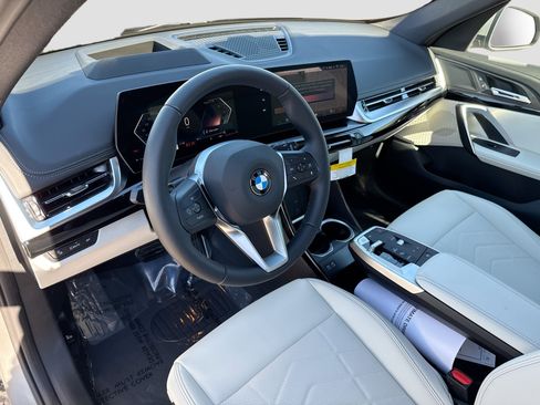 New 2026 BMW X1 xDrive28i w/ Technology Package image 25