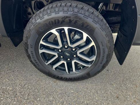 Certified 2025 Ford Ranger Lariat w/ Advanced Towing Package AWD/4WD image 12