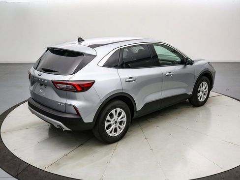 Certified 2023 Ford Escape Active w/ Tech Pack #2 image 4