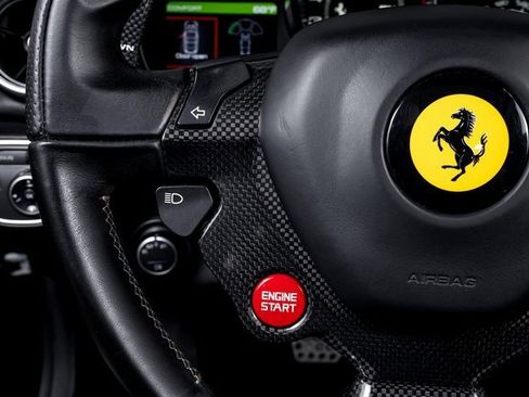 Used 2016 Ferrari California T image 39