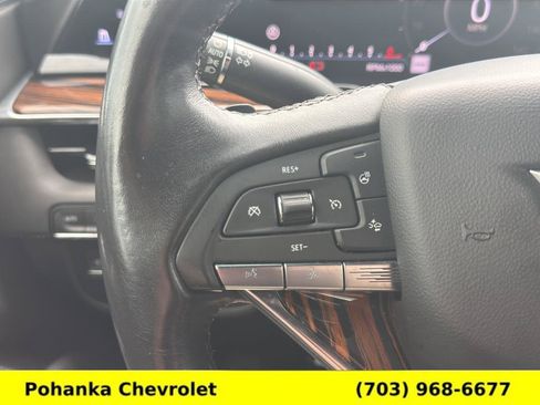 Used 2023 Cadillac Escalade ESV Luxury AWD/4WD image 13